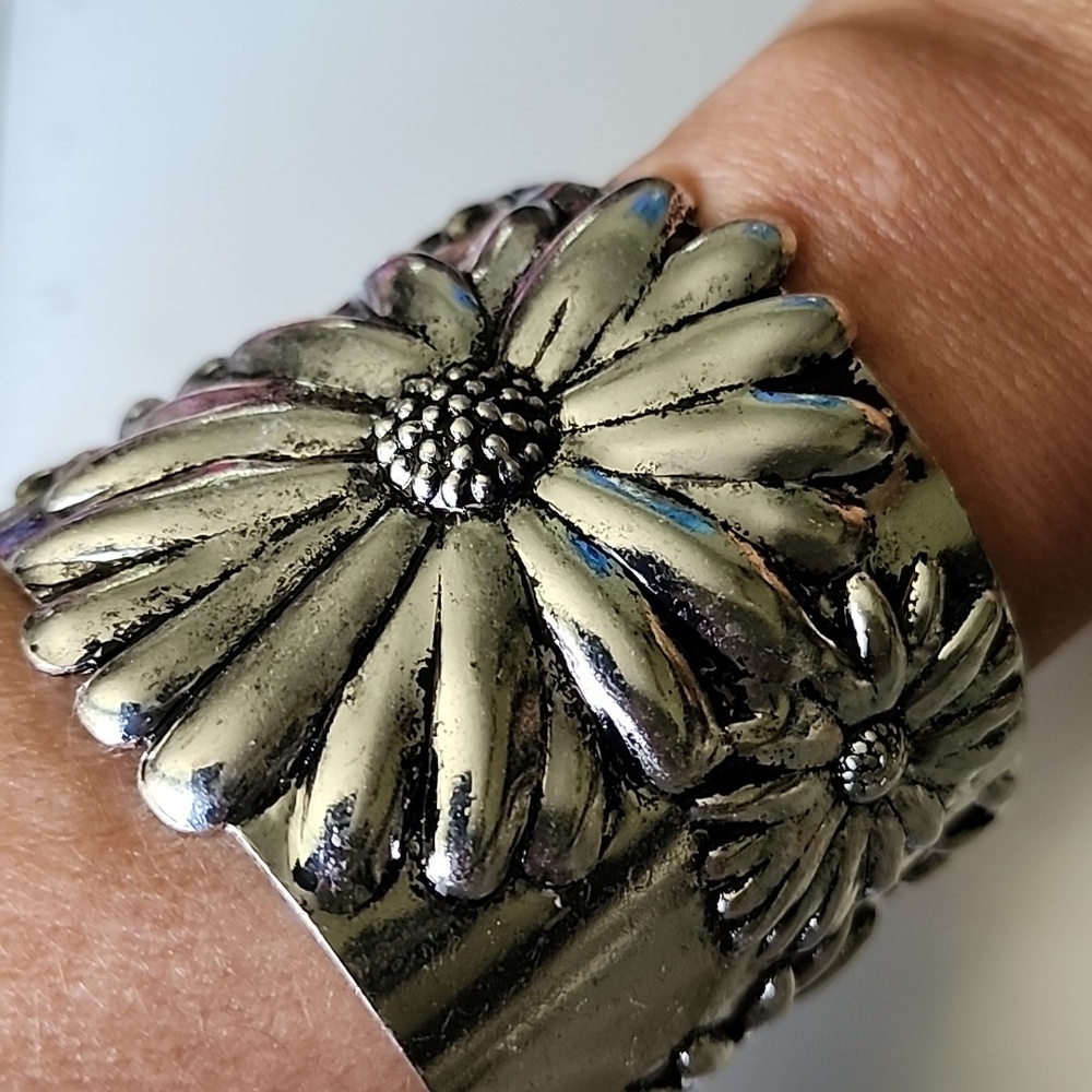 Boho Flower Cuff Bracelet Brand New Item